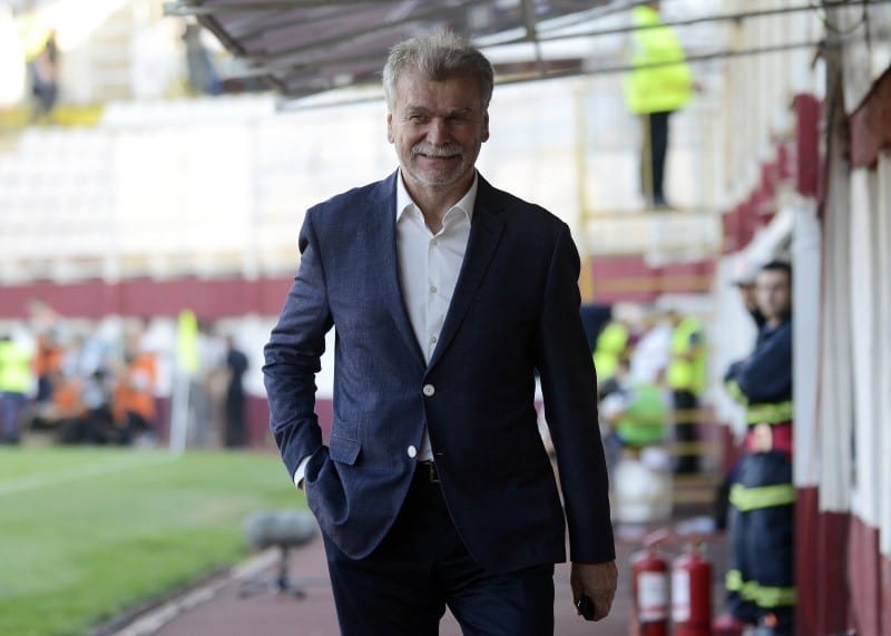 Presedintelei Astrei, Dinu Gheorghe