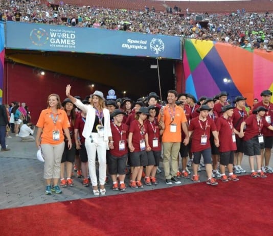 Nadia susţine Special Olympics România
