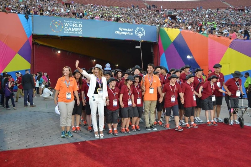 Special Olympics România atacă Los Angeles-ul împreună cu Nadia Comăneci!