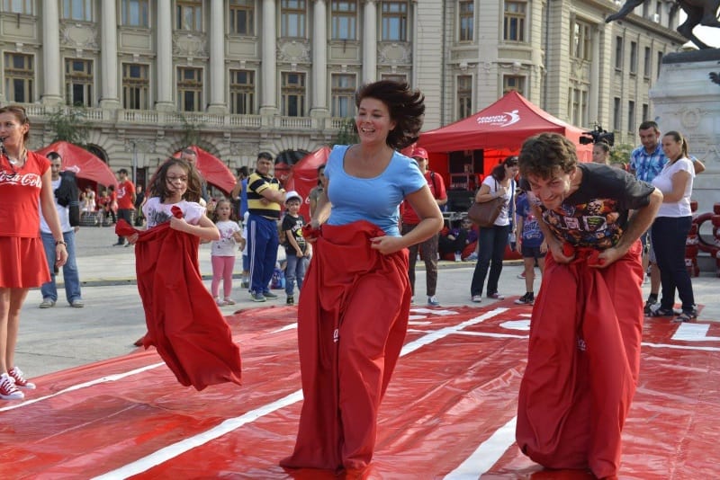 happy moves coca cola 2