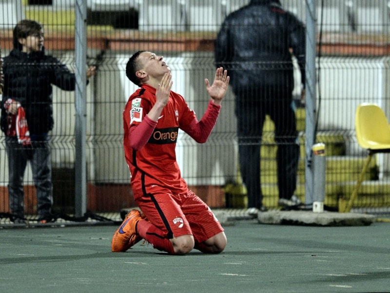 Valentin Ionut Costache multumeste Divinitatii pentru golul marcat