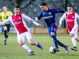 Micul Ajax se distrează mai mereu pe propriul teren