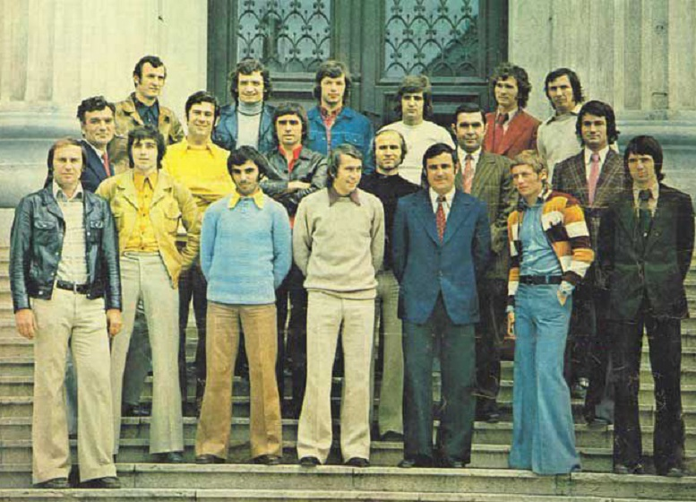 povestea primului titlu