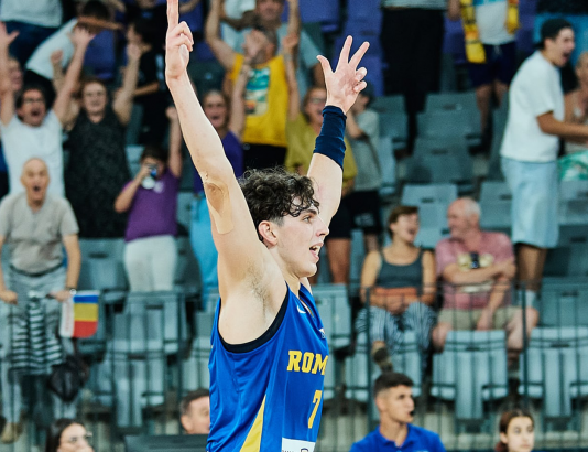 debut exploziv